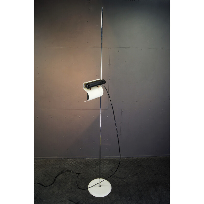 Vintage dimmer foorlamp by Vico Magistretti for Oluce, Italy , 1975s