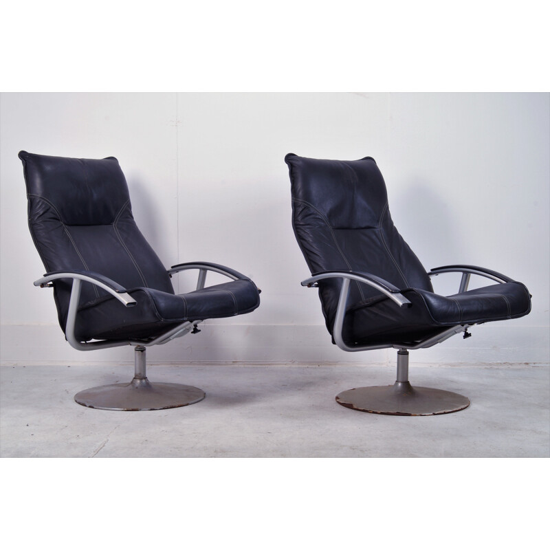 Ensemble de 2 fauteuils vintage en cuir industriel brut