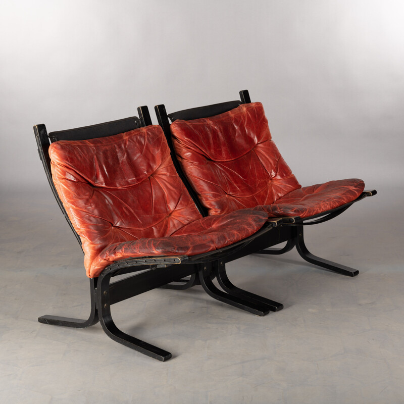 Ensemble de 2 fauteuils vintage en cuir rouge par Ingmar Relling pour Westnofa, 1970
