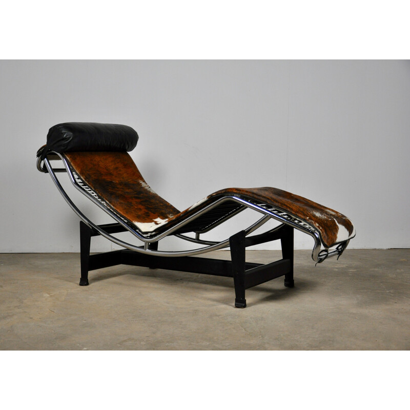 Vintage lounge chair by Le Corbusier, Pierre Jeanneret and Charlotte Perriand for Cassina, 1980s