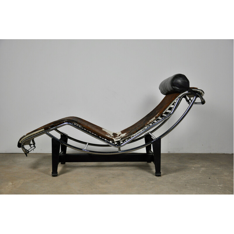 Vintage lounge chair by Le Corbusier, Pierre Jeanneret and Charlotte Perriand for Cassina, 1980s