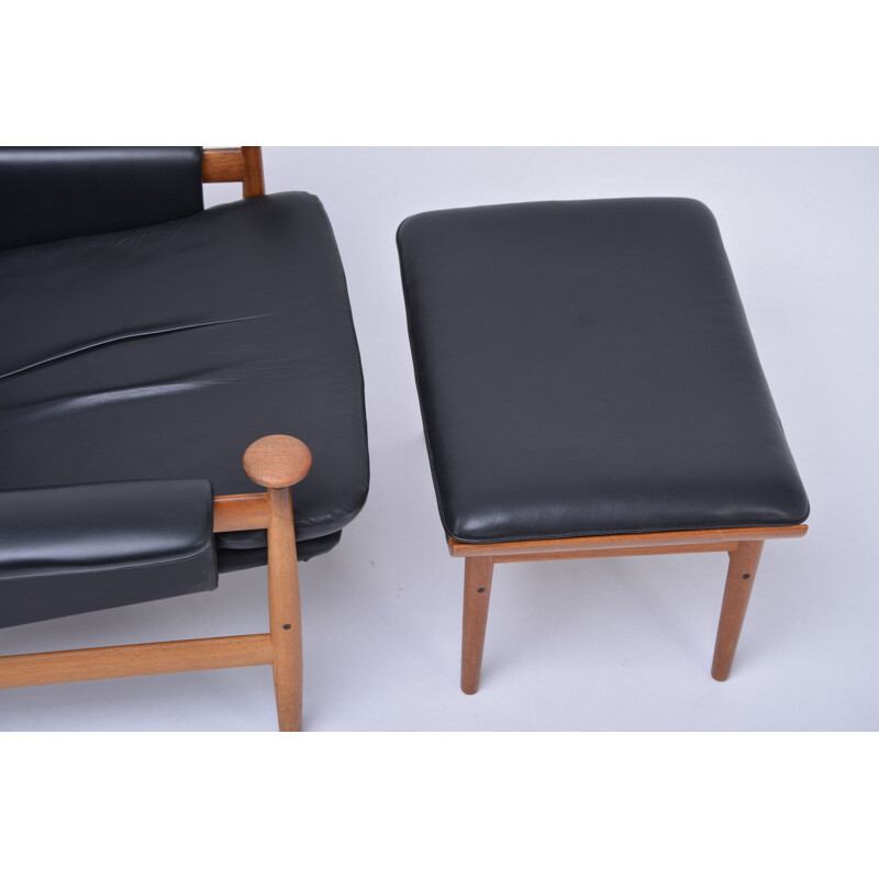 Black vintage armchair model Bwana with foot stool by Finn Juhl for France & Sons, 1960s