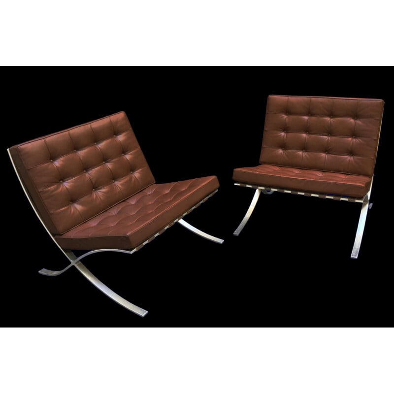 Paire de chauffeuses Barcelona Knoll, Ludwig MIES VAN DER ROHE - 1980