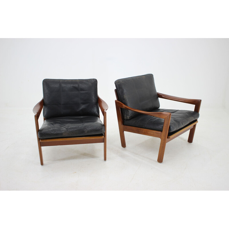 Set of 2 vintage teak armchairs by Illum Wikkelsø, 1960s