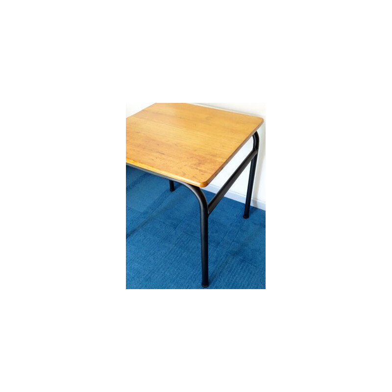 Petite table carrée en bois et métal laqué noir - 1950