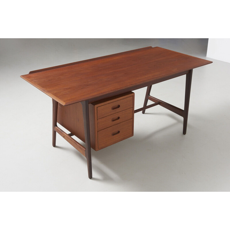 Vintage teak desk by Arne Vodder for Vamo, Denmark, 1960s