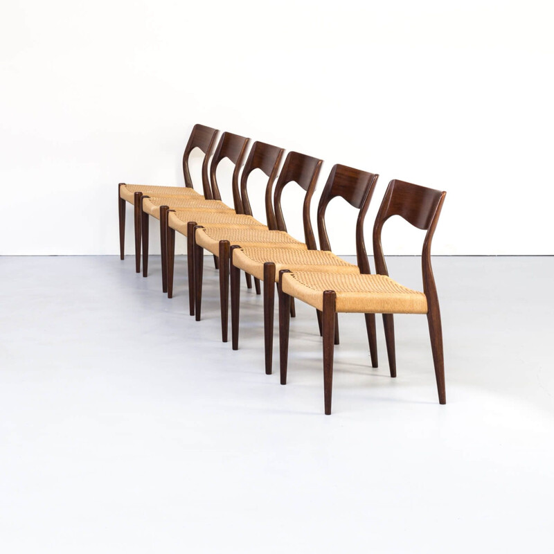 Ensemble de 6 chaises vintage modèle 71 par Niels Otto Moller pour J.L. Moller 