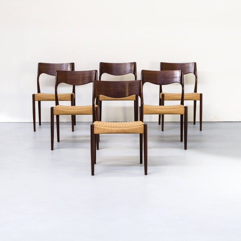 Set of 6 vintage dining chairs model 71 by Niels Otto Møller for J.L. Møller 