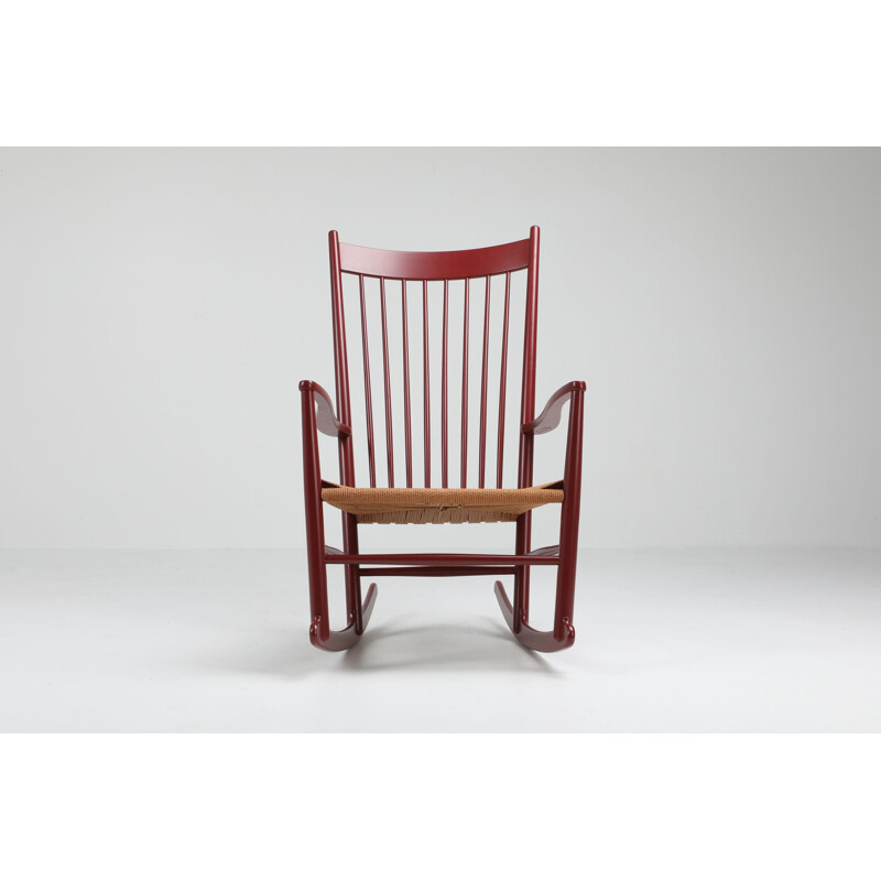 Chaise à bascule vintage J16 de Hans Wegner pour Fredericia Furniture, 1944