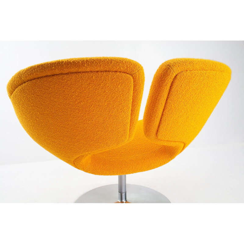 Vintage "Apollo" swivel orange armchair by Patrick Norguet for Artifort