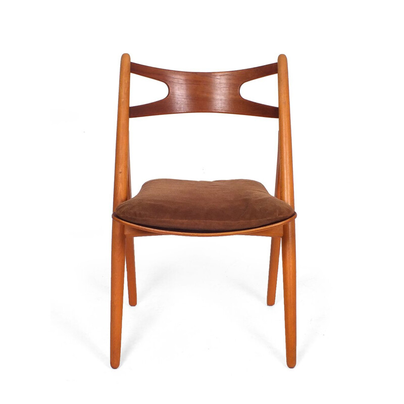 Set of 4 "ch29 or Sawbuck" chairs by Hans Wegner