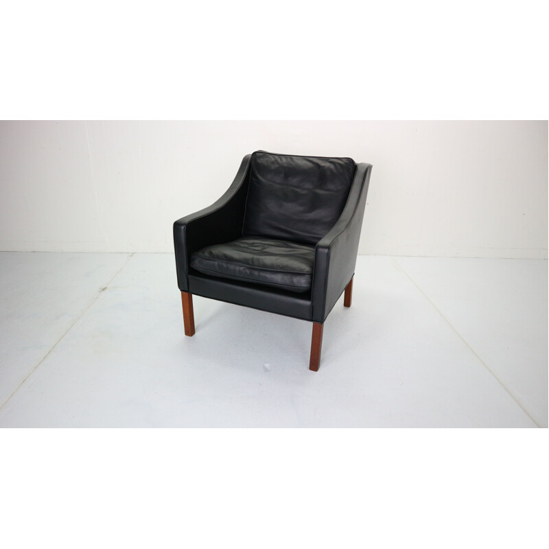 Vintage 2207 black leather armchair, by Børge Mogensen, Denmark, 1960s