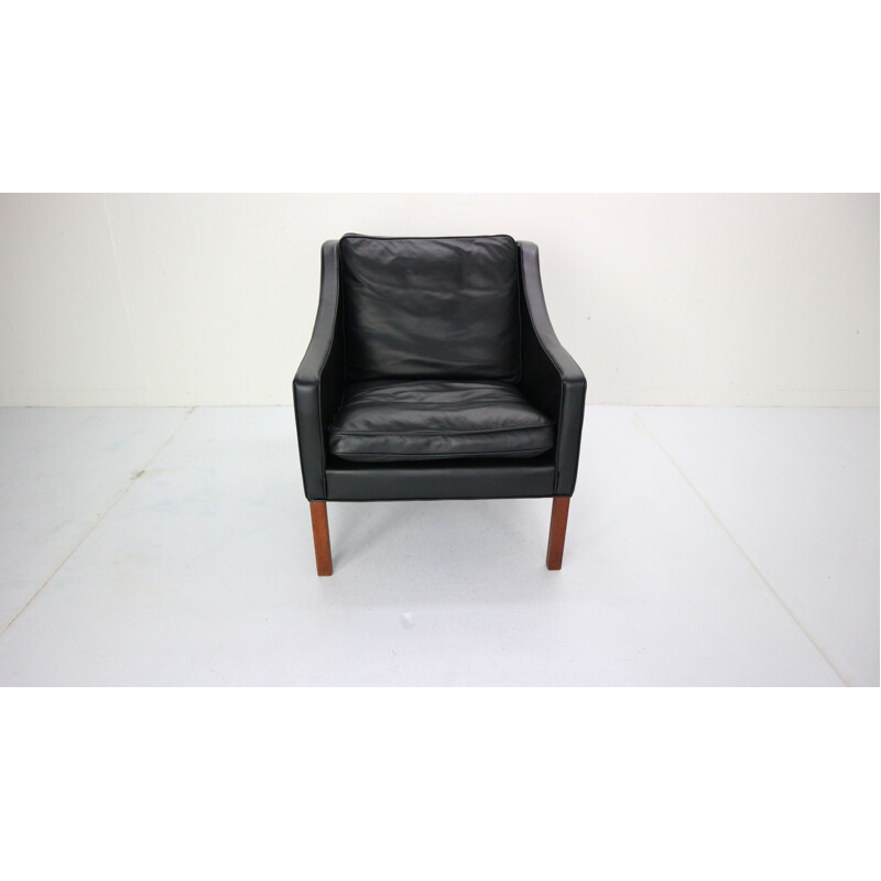 Set of 2 vintage model  2207 black leather armchairs by Børge Mogensen, Denmark, 1960s