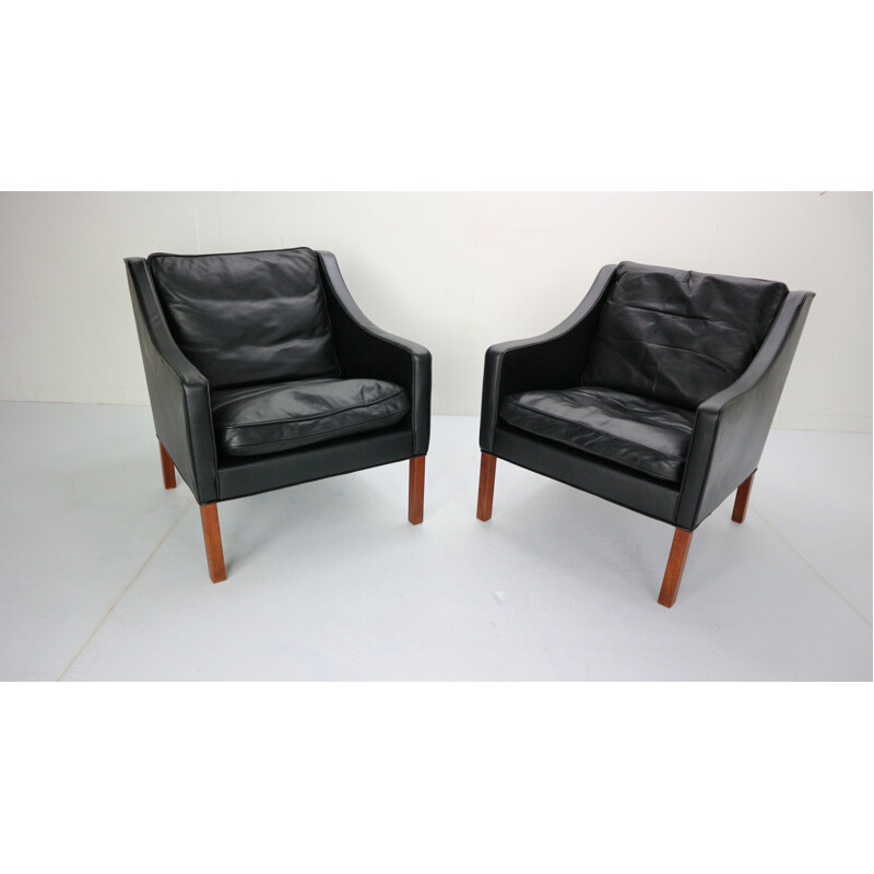 Set of 2 vintage model  2207 black leather armchairs by Børge Mogensen, Denmark, 1960s