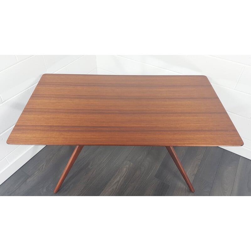 Vintage Helicopter dining table from G-Plan, 1960s