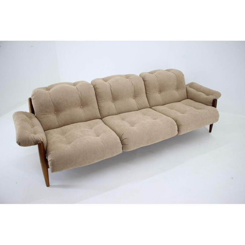 Vintage 3 seater sofa in rosewood, 1970