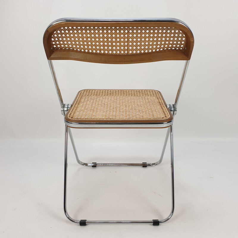 Vintage plia chair with woven wicker by Giancarlo Piretti for Castelli, 1967s