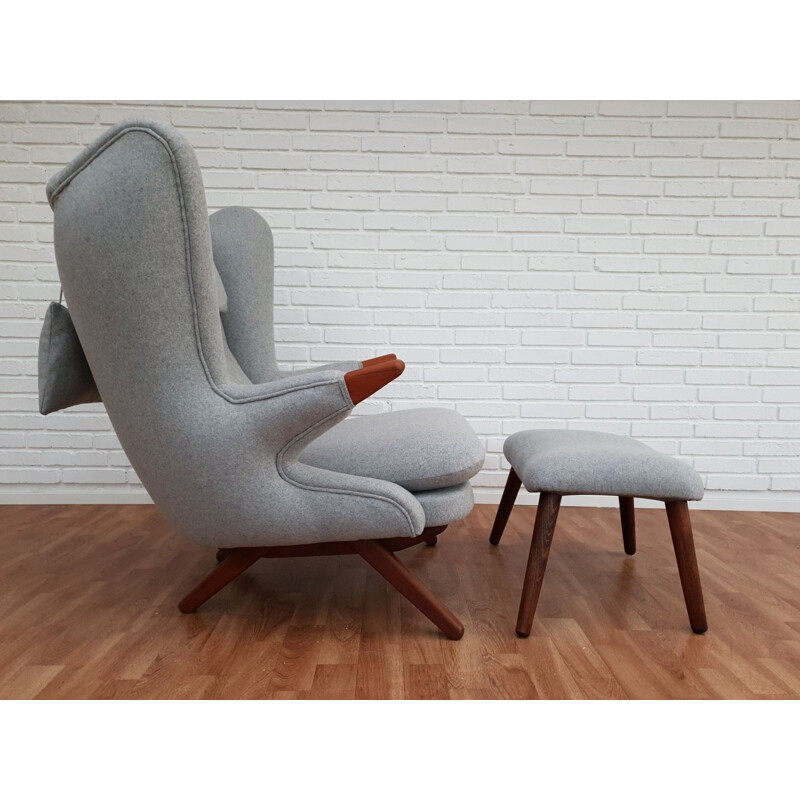 Vintage "Teddy Bear" chair with stool by Svend Skipper, Denmark, 1960s