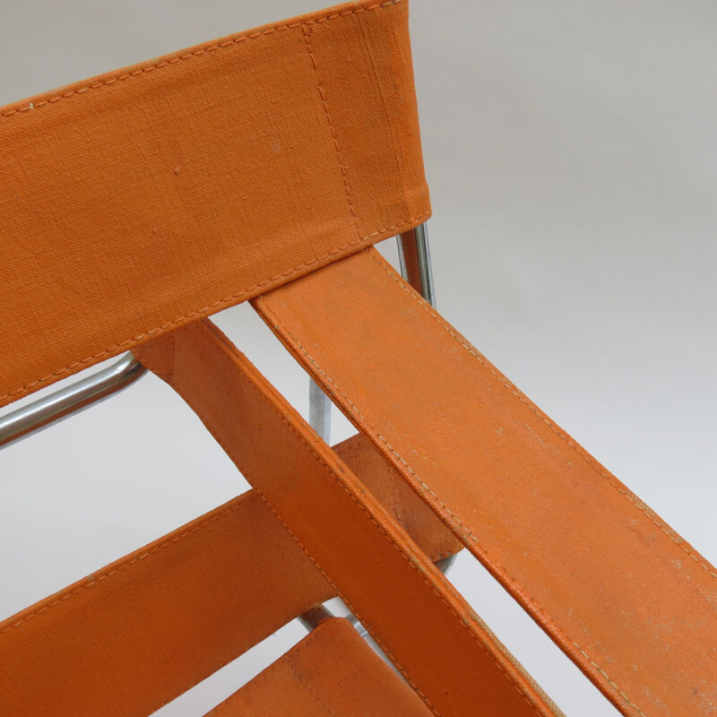 Vintage orange B3 Wassily chair by Marcel Breuer For Gavina, Italy, 1960s