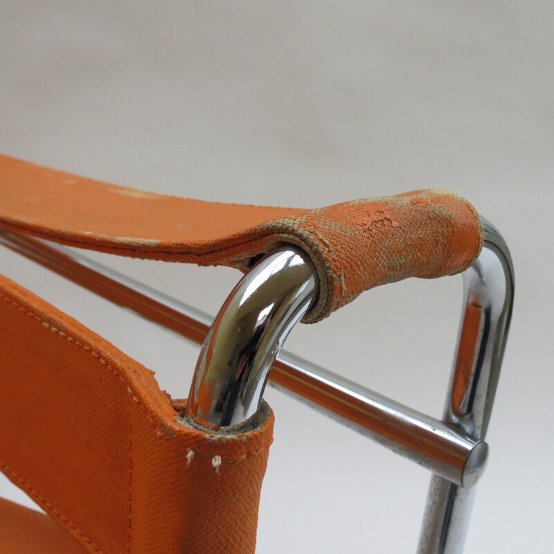 Vintage orange B3 Wassily chair by Marcel Breuer For Gavina, Italy, 1960s