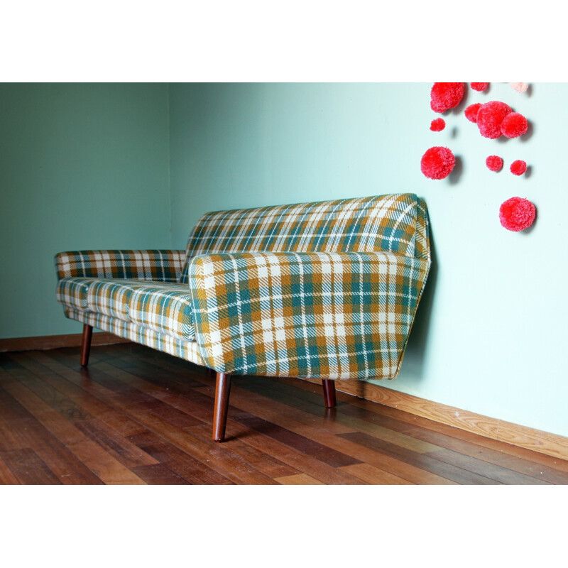 Scandinavian 3-4 seater sofa - 1960s