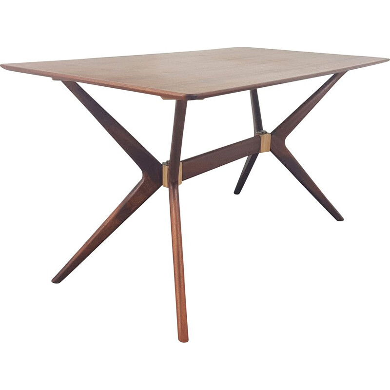 Vintage Helicopter dining table from G-Plan, 1960s