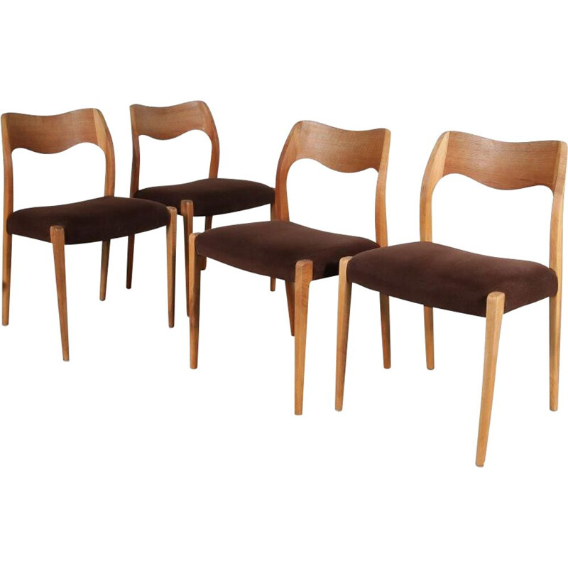 Set of 4 model 71 vintage dining chairs by Moller, Denmark, 1950s