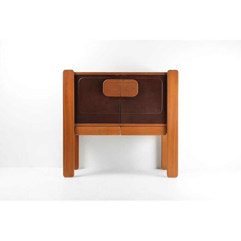 Vintage sideboard in walnut and leather, 1970s