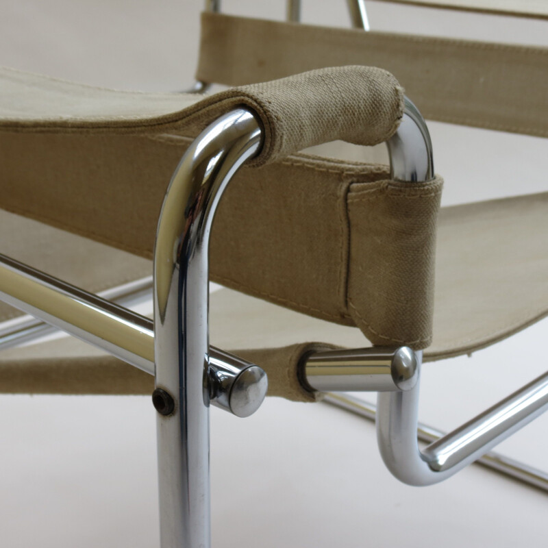 Vintage "B3 Wassily" beige chair by Marcel Breuer for Gavina, Italy, 1960s