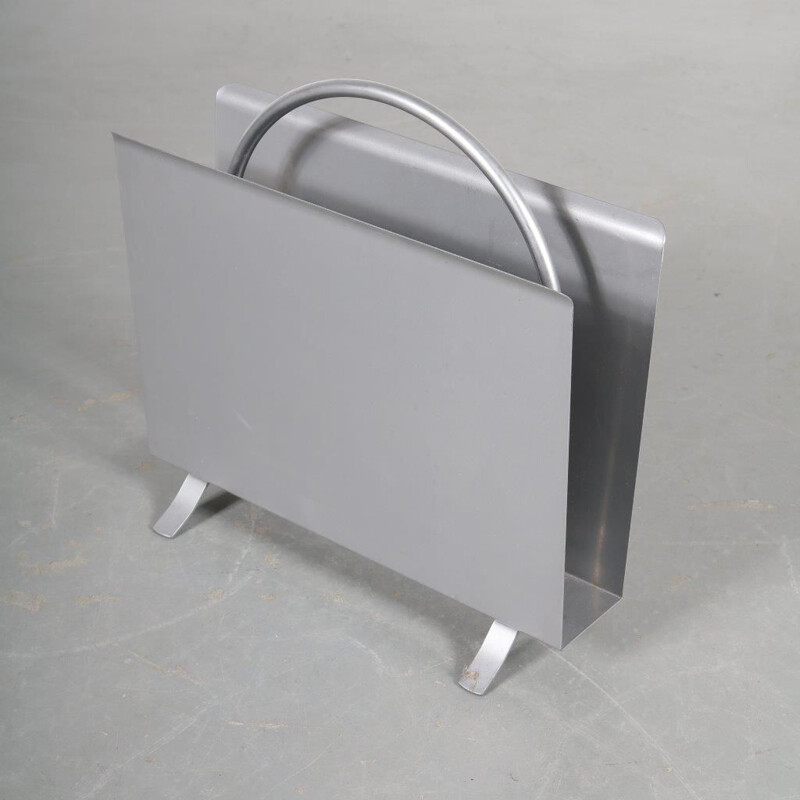 Vintage model "1022" magazine rack by Gispen, 2000s