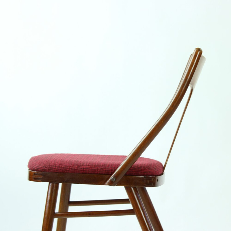 Conjunto de 4 cadeiras de madeira vintage, Checoslováquia 1960
