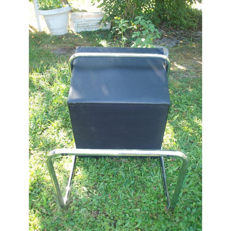 Ensemble de 8 chaises vintage en cuir noir et chrome