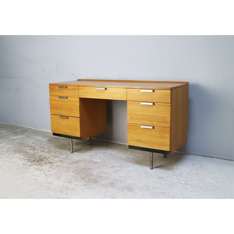 Bureau en bois vintage par John et Sylvia Reid pour Stag Furniture, 1950