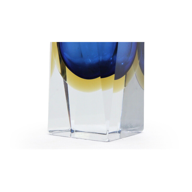 Murano glass sommerso vase by Mandruzzato, 1960s