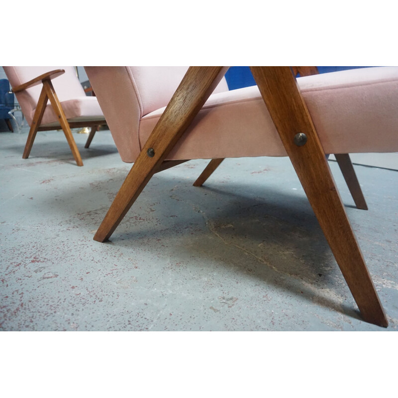 Pair of vintage armchairs in champagne pink velvet, 1960s