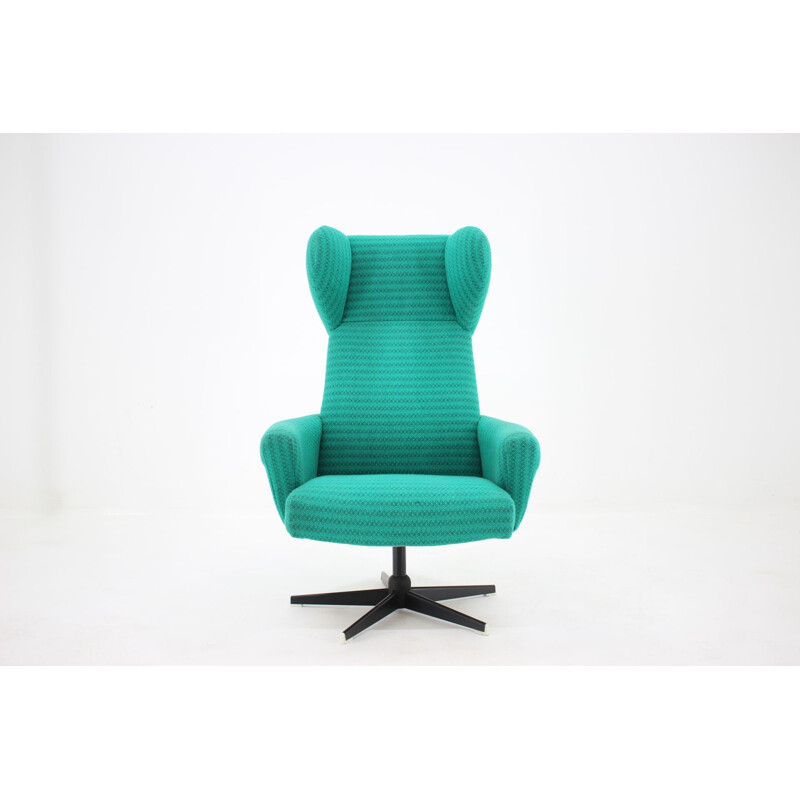 Vintage swivel wing green armchair, 1960s