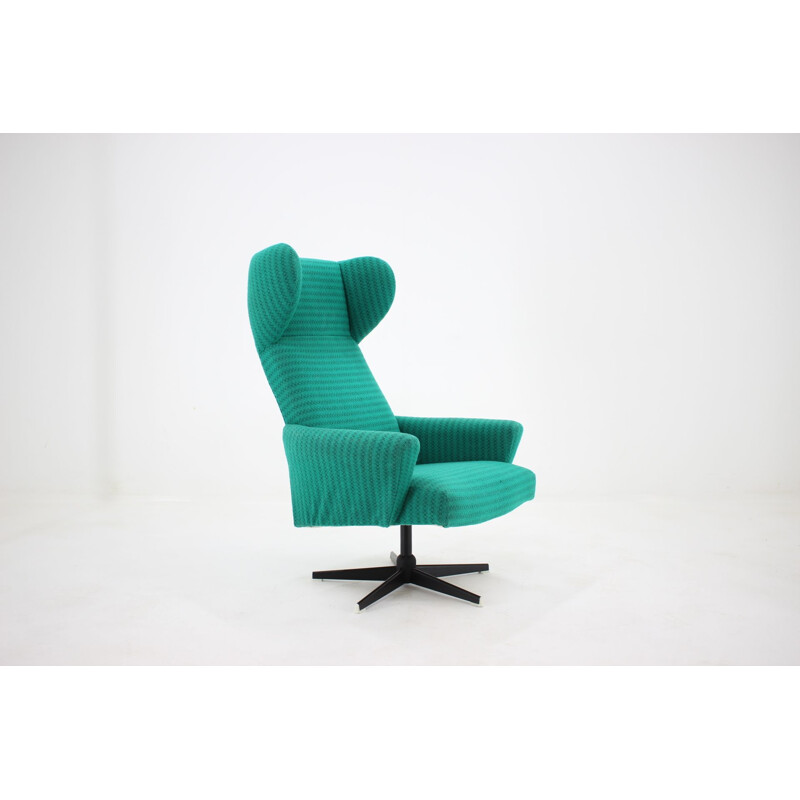 Vintage swivel wing green armchair, 1960s