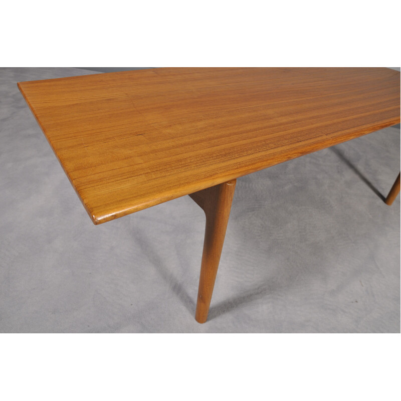 Vintage AT-15 Coffee Table by Hans J. Wegner for Andreas Tuck, 1960s