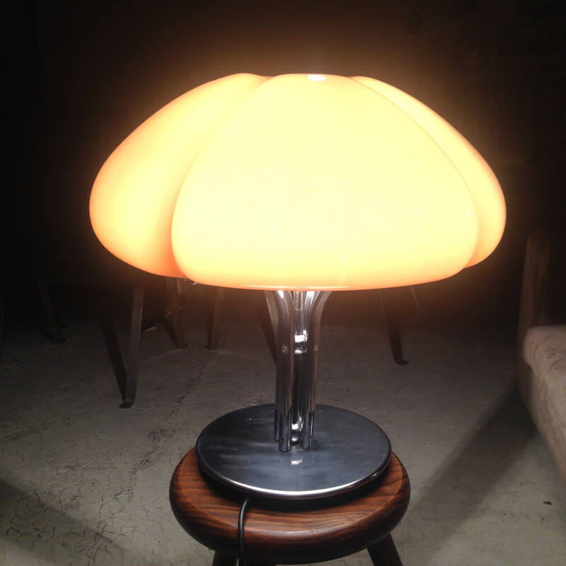 Lampe vintage Quadrifoglio par Gae Aulenti pour Guzzini 1960