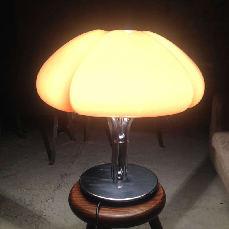 Vintage Lamp Quadrifoglio by Gae Aulenti for Guzzini 1960