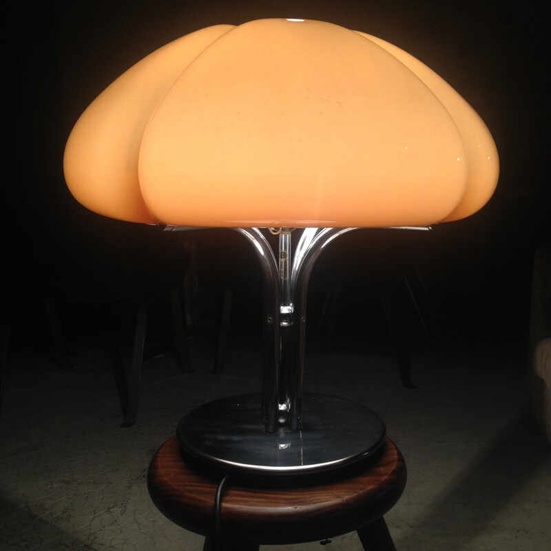 Lampe vintage Quadrifoglio par Gae Aulenti pour Guzzini 1960
