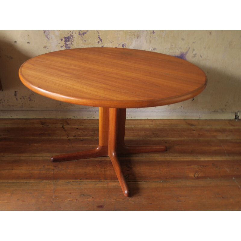 Vintage Danish Teak Circular Extendable Dining Table by Skovby