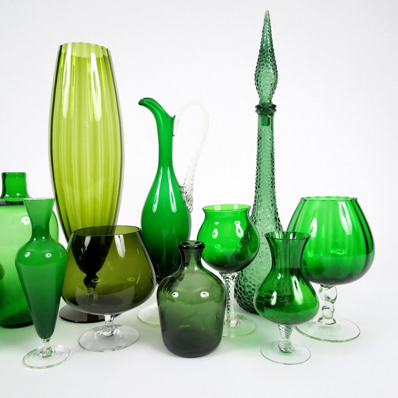 Set of 15 vintage green glass pieces
