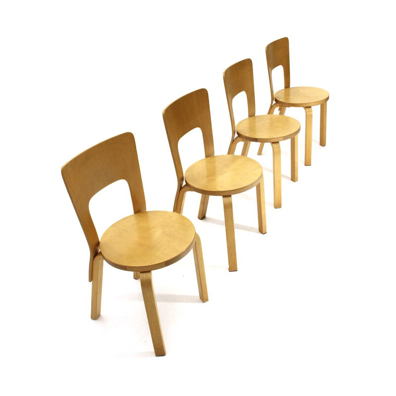 Set of 4 vintage dining chairs "chair 66" in birch wood by Alvar Aalto for Artek , 1970s
