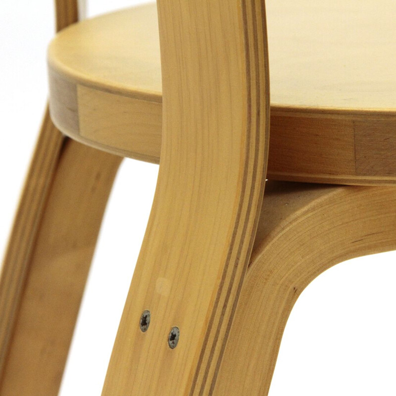Ensemble de 4 chaises vintage "chaise 66" en bois de bouleau par Alvar Aalto pour Artek , 1970