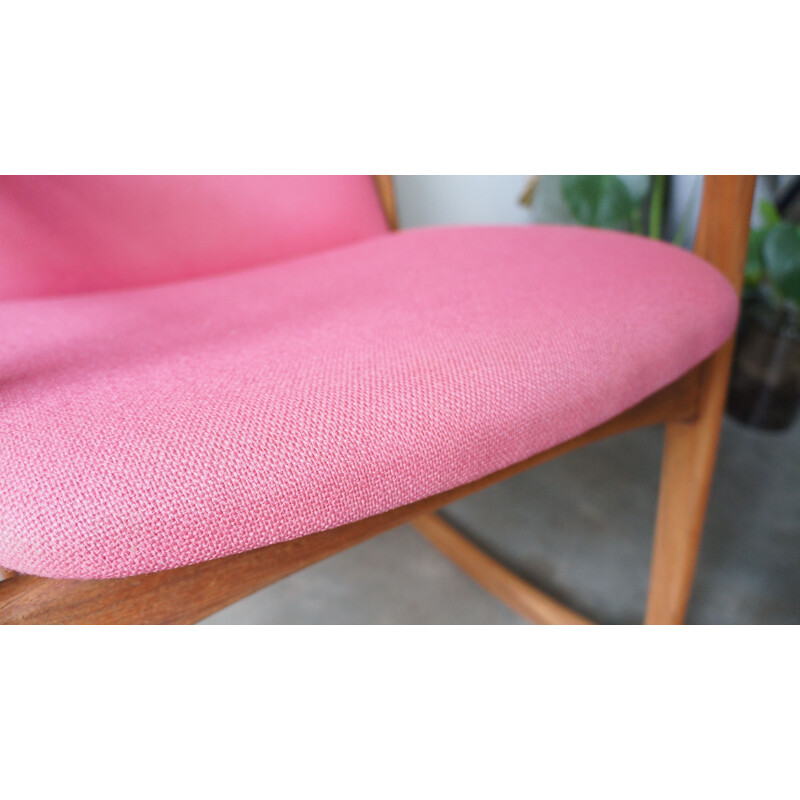 Vintage Scandinavian pink teak wooden rocking chair by Vamdrup Stolefabrik