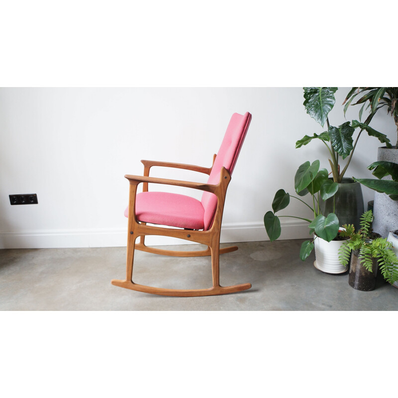 Vintage Scandinavian pink teak wooden rocking chair by Vamdrup Stolefabrik