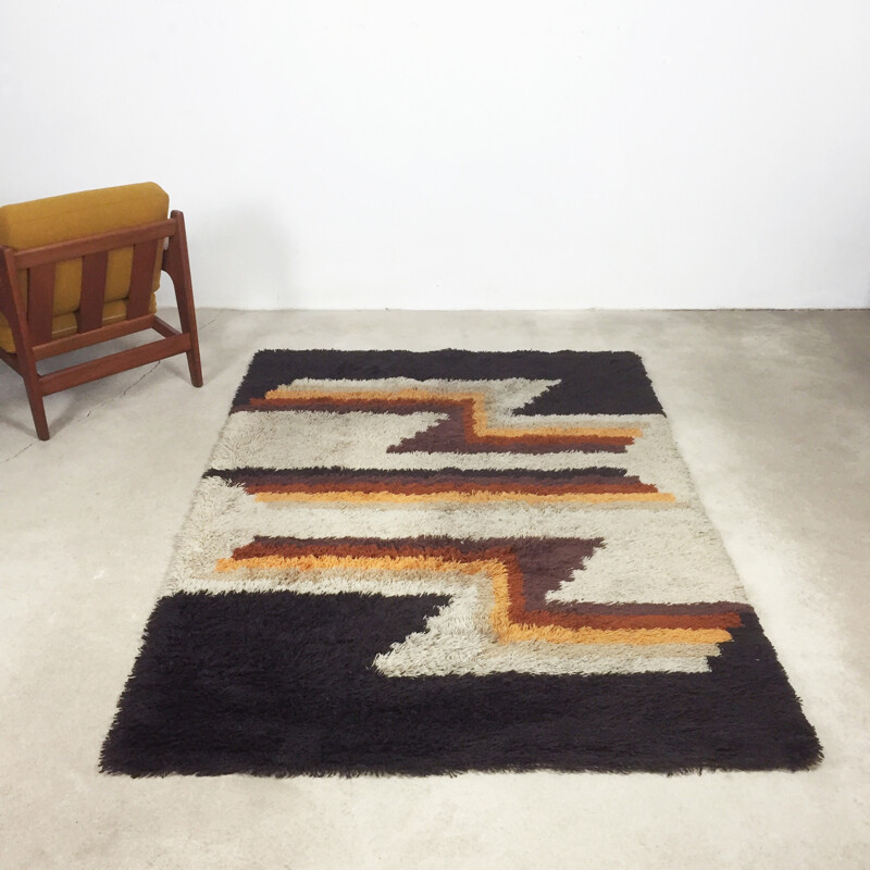 Desso vintage Zig Zag rug - 1970s