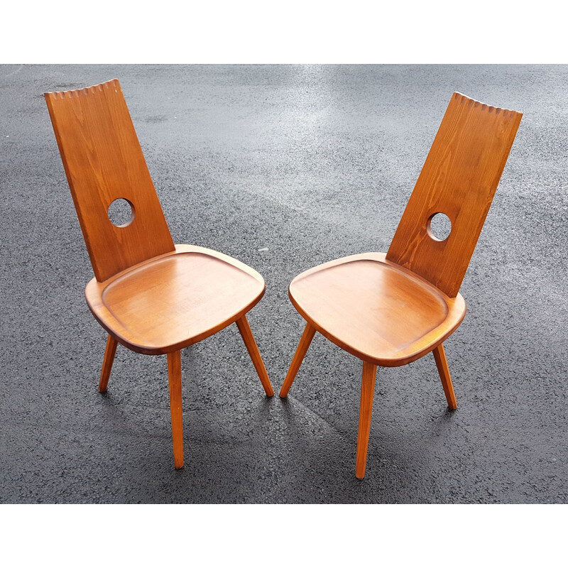 Pair of vintage slend chairs 1970
