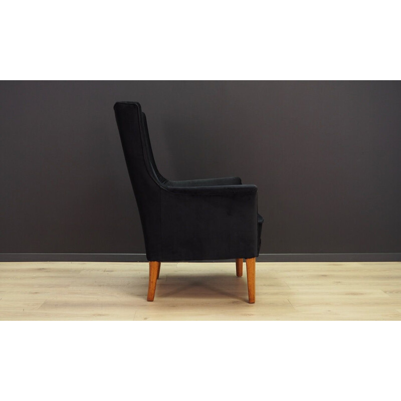 Vintage armchair in black velvet, 1960-1970